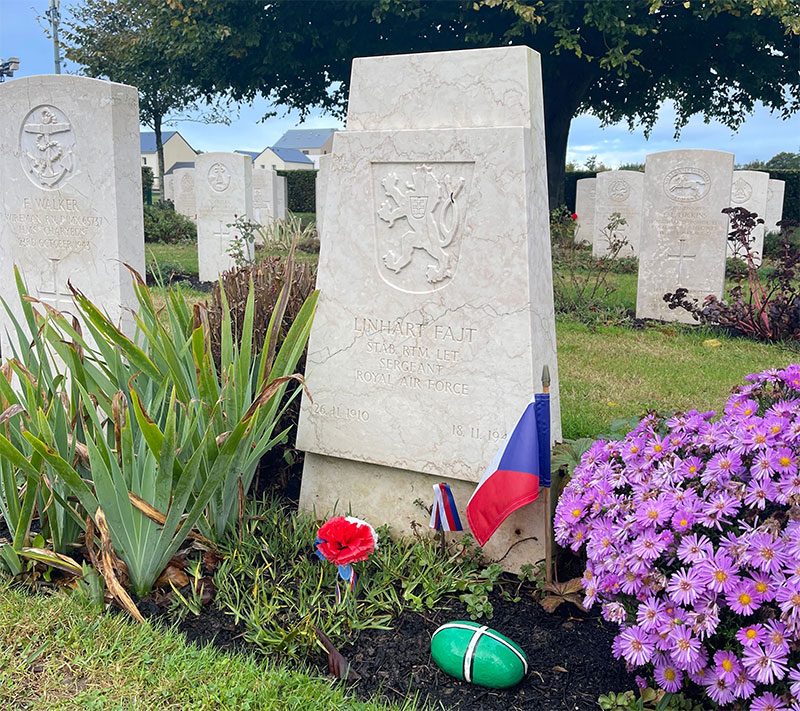 Linhart Fajt's grave in France